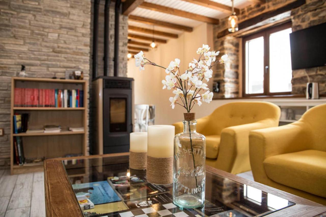 Casa Nunez Guest House Fonfria Ngoại thất bức ảnh